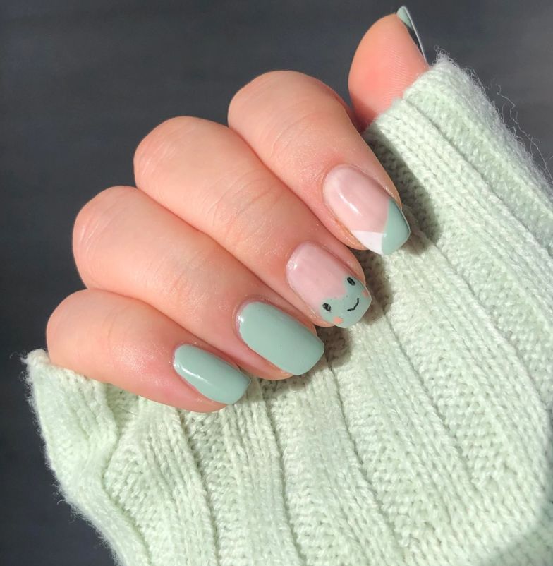 Cute frog nails!!