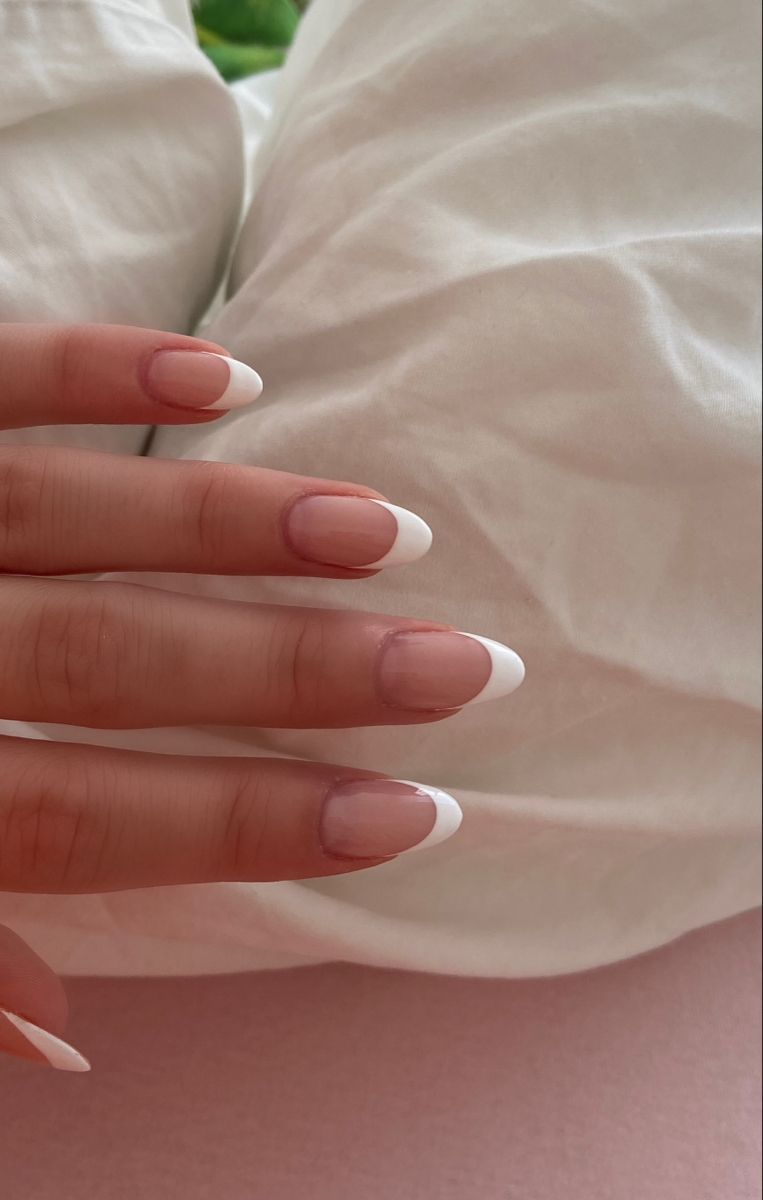 french tip nails | mirlixda