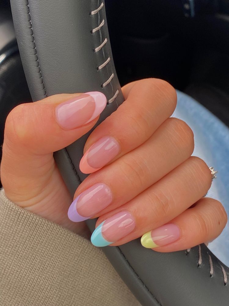 Vacation Essentials: Colorful french tip press on nails 💗Click The Pin💗