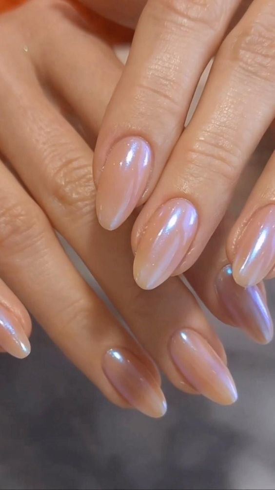 The Best Nail Trend so Far: 8 Chrome Nails Styles for You to Try Right Now | GEAUTE.