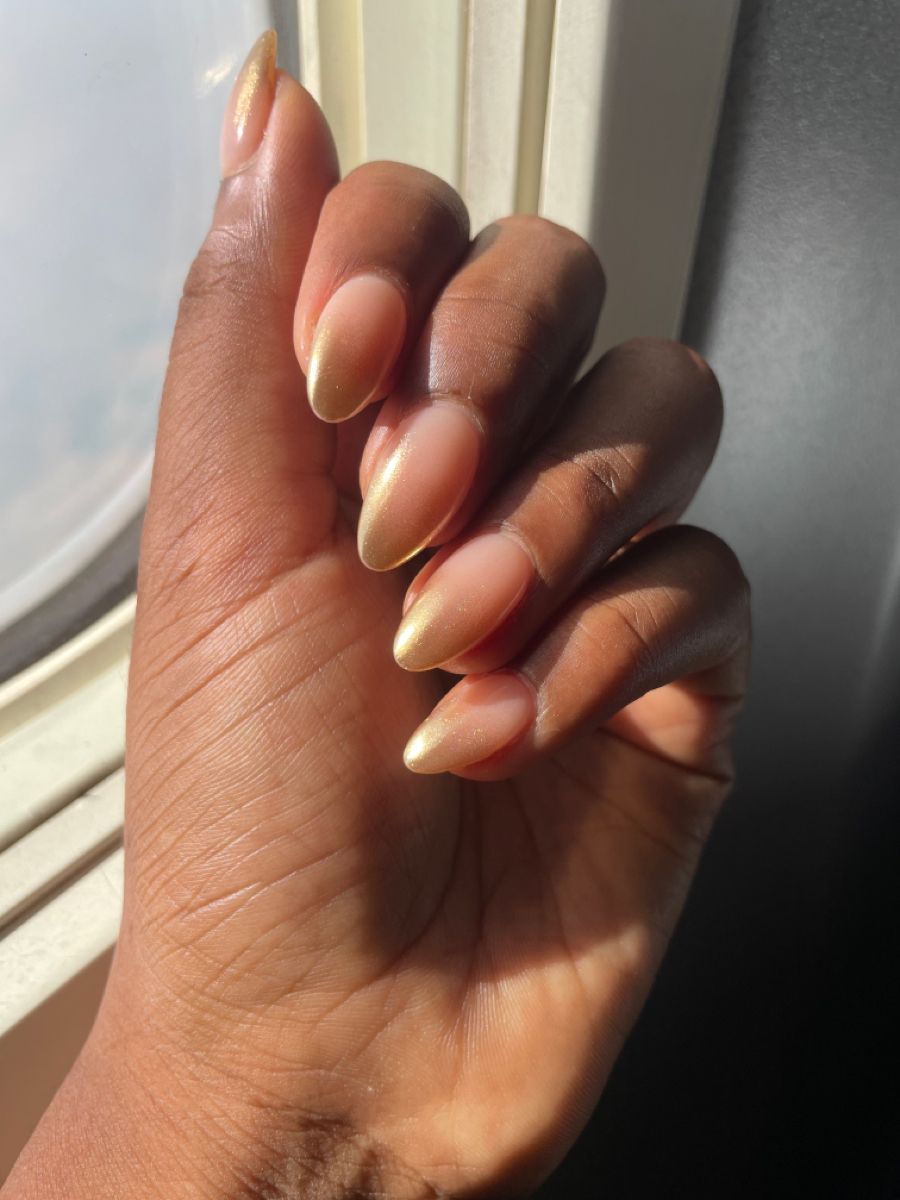 Gold chrome ombré nails