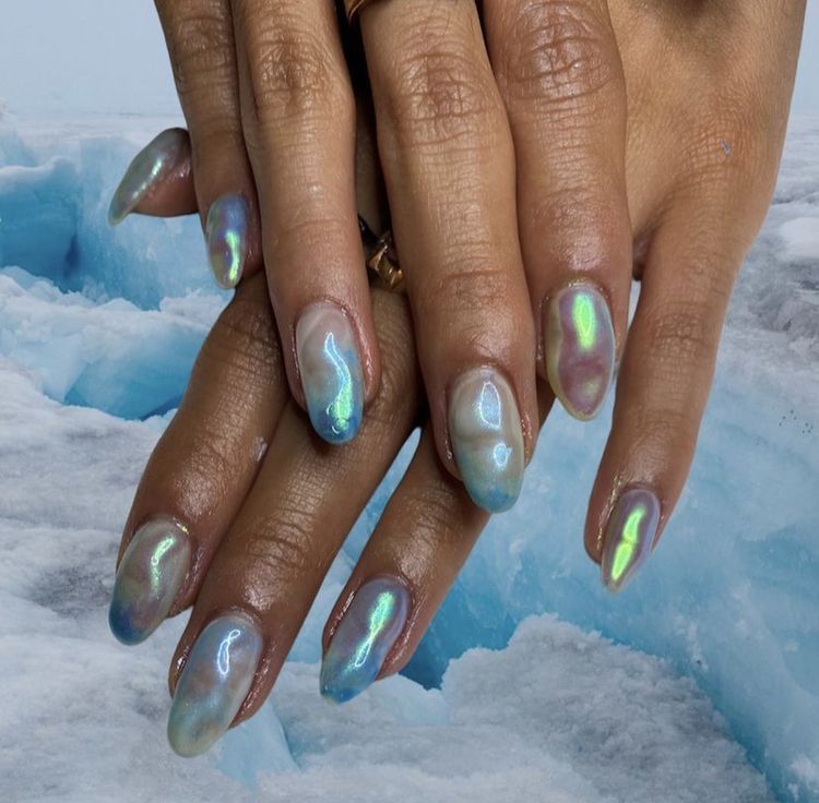 Mermaidcore summer nails