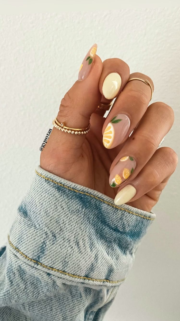 Spring and summer nails - lemon fruit nails